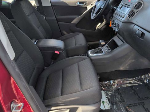 Used 2009 Volkswagen Tiguan SE FWD image 20