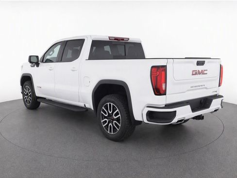 Used 2025 GMC Sierra 1500 AT4 w/ AT4 Premium Package AWD/4WD image 3