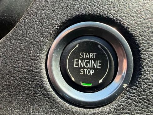 Used 2019 Cadillac XT4 Sport FWD image 29