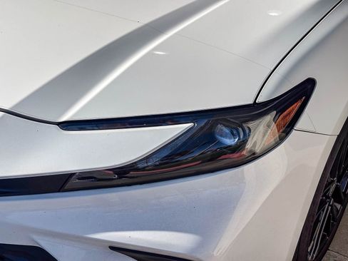 Certified 2025 Toyota Camry SE image 9