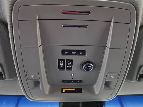 Used 2019 Chevrolet Tahoe LT w/ RST Edition image 42