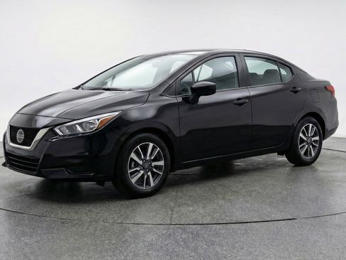 Used 2025 Nissan Versa SV FWD image 3