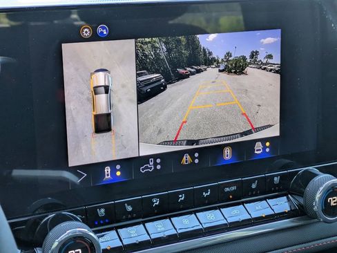 New 2026 Chevrolet Colorado Z71 w/ Technology Package AWD/4WD image 22
