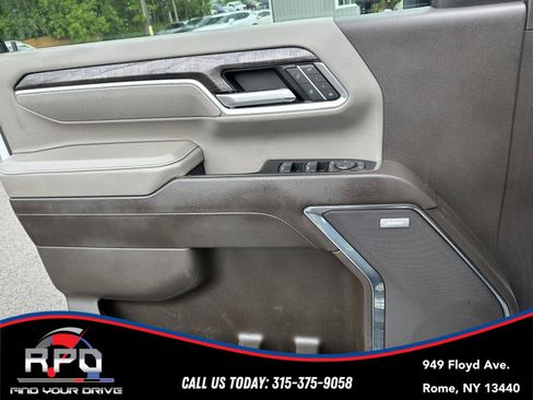 Used 2024 Chevrolet Silverado 2500 LTZ w/ LTZ Convenience Package AWD/4WD image 23
