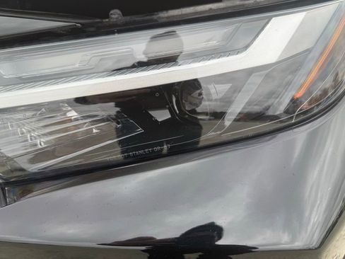 Used 2024 Toyota RAV4 Adventure image 9