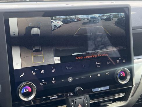 Used 2025 Lexus GX 550 w/ Accessory Package (Z1) AWD/4WD image 35