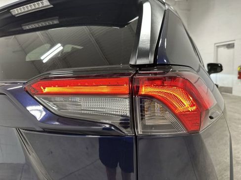 Used 2023 Toyota RAV4 XLE w/ Convenience Package FWD image 22