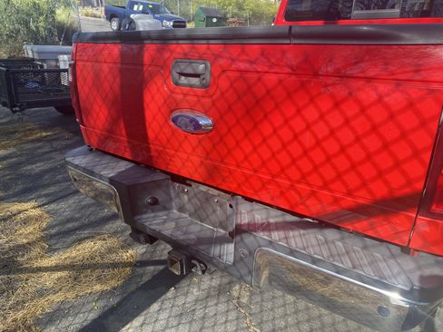 Used 2016 Ford F250 Lariat w/ Chrome Package RWD image 3