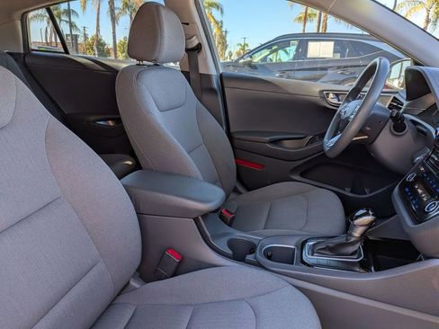 Used 2020 Hyundai Ioniq Blue image 27