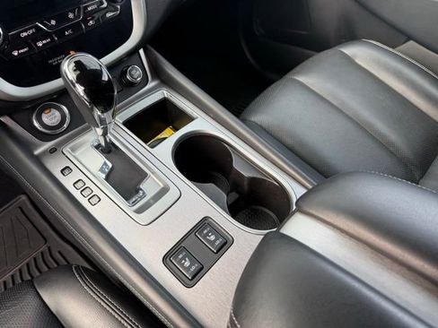 Used 2020 Nissan Murano SL w/ Moonroof Package image 15