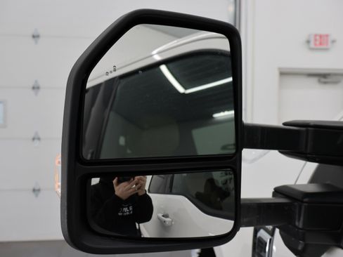 Used 2023 Ford F350 Lariat w/ FX4 Off-Road Package image 43