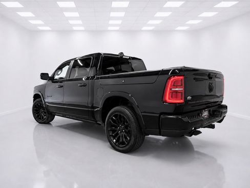 Used 2025 RAM 1500 Limited AWD/4WD image 10