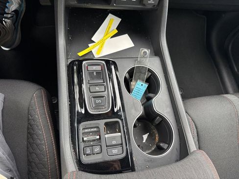Used 2025 Honda Pilot Sport image 25