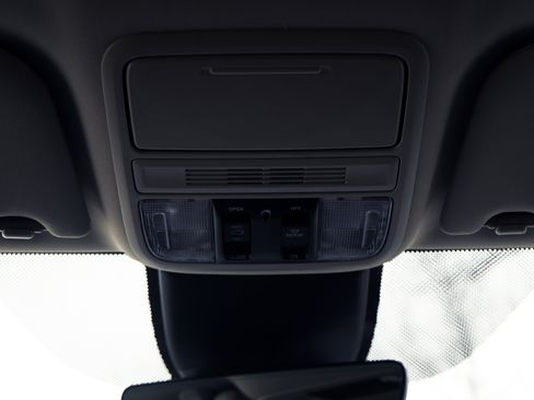 Certified 2025 Honda Odyssey EX-L image 36