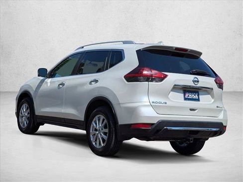 Used 2018 Nissan Rogue SV w/ Premium Package AWD/4WD image 8