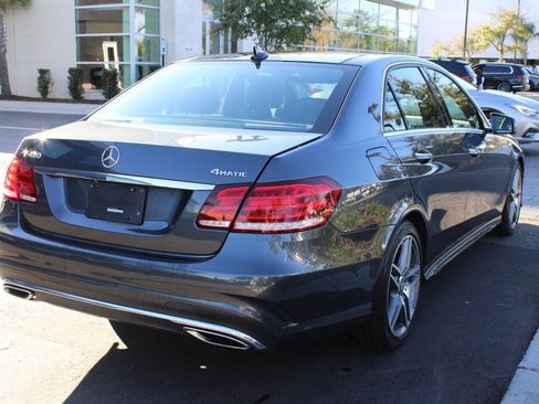 Used 2016 Mercedes-Benz E 400 4MATIC Sedan image 9
