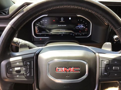 Used 2022 GMC Sierra 1500 AT4 w/ AT4 Preferred Package AWD/4WD image 19
