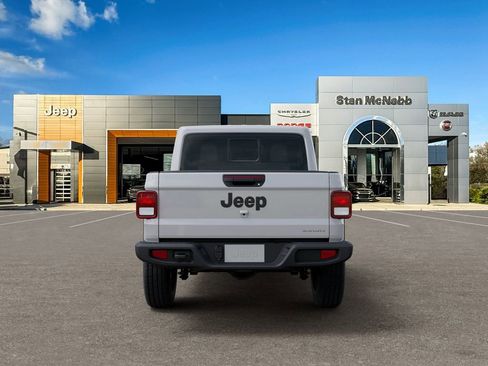 New 2026 Jeep Gladiator Sport image 7