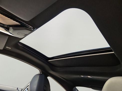 Used 2025 BMW 430i xDrive Coupe w/ Premium Package image 14