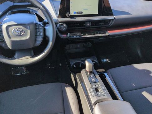 Used 2024 Toyota Prius Prime FWD image 23