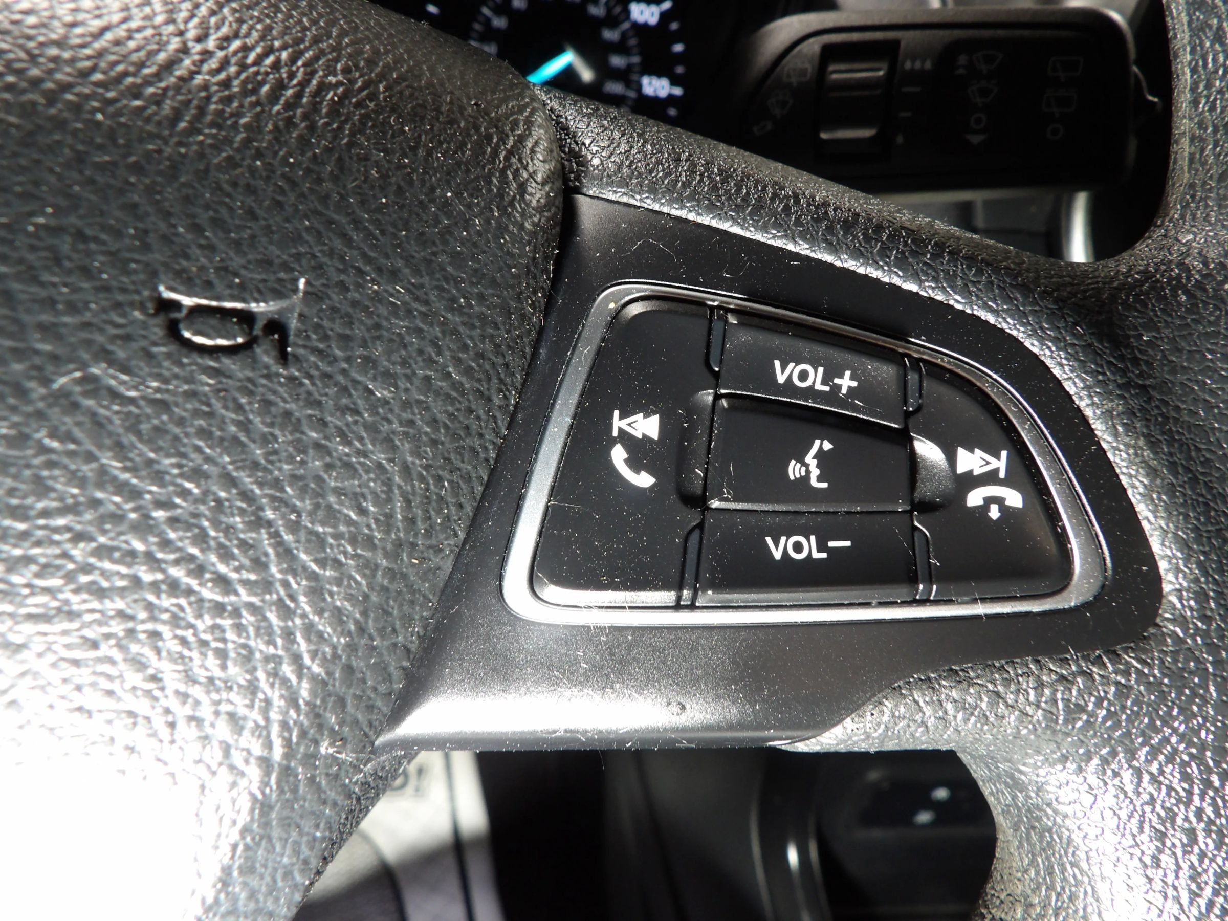 Used 2020 Ford EcoSport S FWD image 15