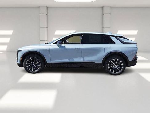 New 2026 Cadillac Lyriq Sport AWD/4WD image 2