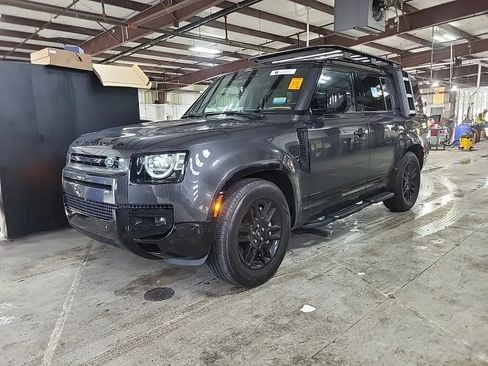 Used 2024 Land Rover Defender 130 X-Dynamic SE image 1