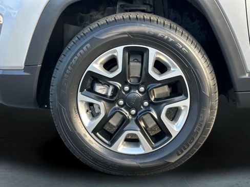 Used 2018 Jeep Compass Trailhawk w/ Leather Interior Group image 25