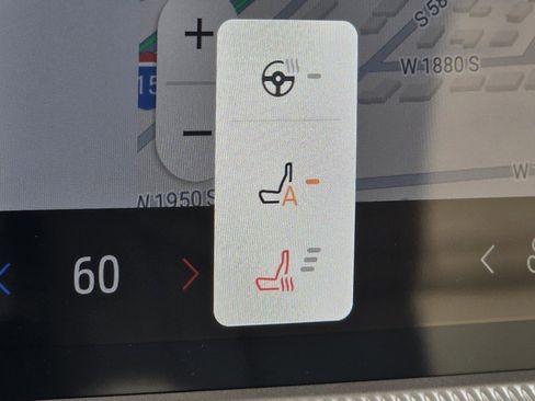 New 2025 Ford Explorer Active w/ Active Comfort Package image 4