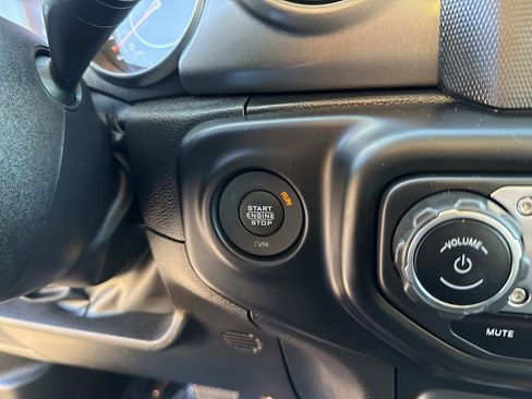 Used 2023 Jeep Wrangler Sport image 18