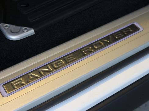 Used 2021 Land Rover Range Rover P525 Westminster Edition LWB image 34