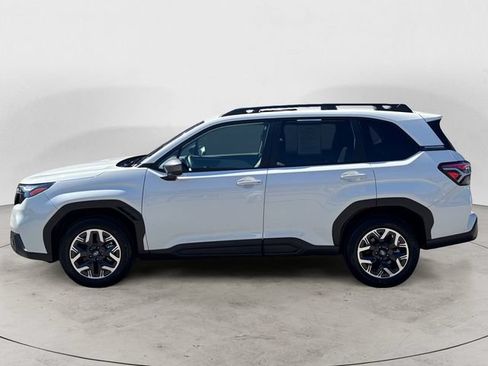 Certified 2025 Subaru Forester Premium AWD/4WD image 8