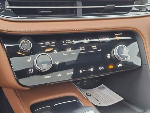 New 2026 INFINITI QX60 Autograph image 35