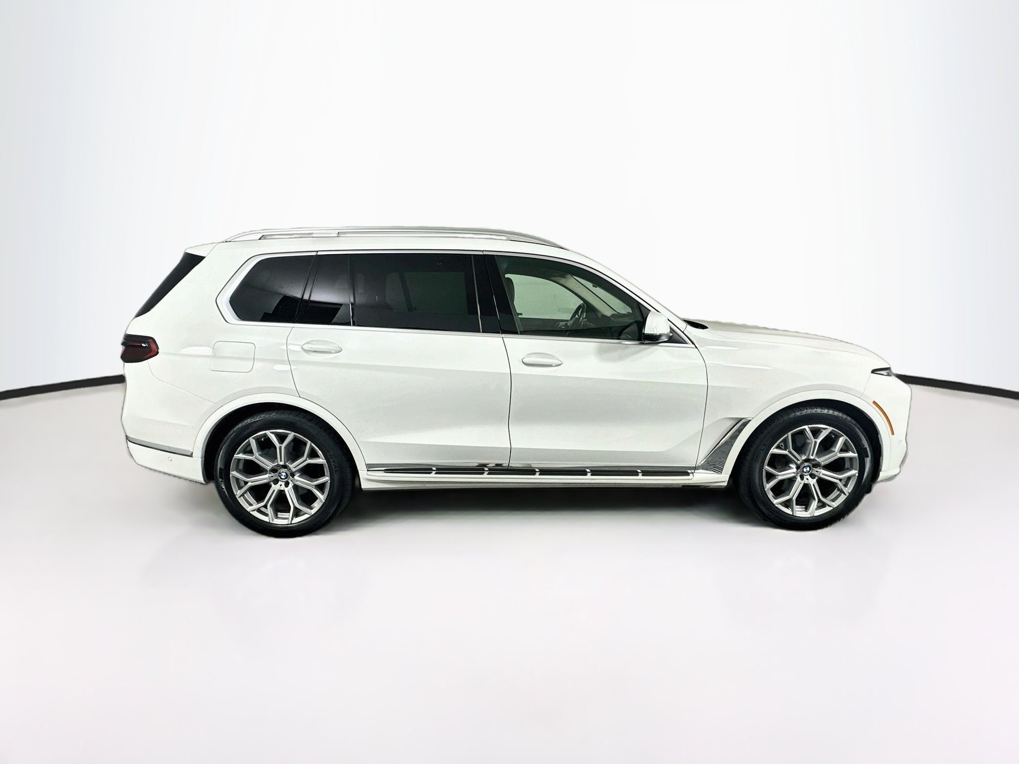 Used 2025 BMW X7 xDrive40i AWD/4WD image 10