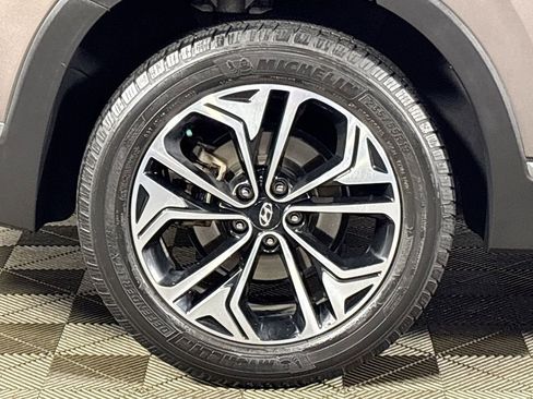 Used 2019 Hyundai Santa Fe Limited w/ Cargo Package image 24