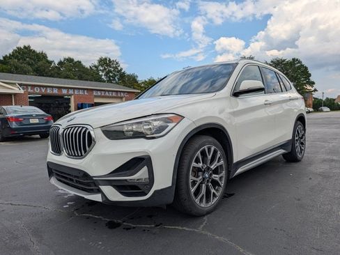 Used 2020 BMW X1 sDrive28i w/ Convenience Package FWD image 2