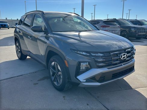 New 2026 Hyundai Tucson SEL AWD/4WD image 2