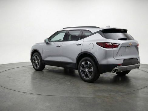 Used 2025 Chevrolet Blazer LT image 6