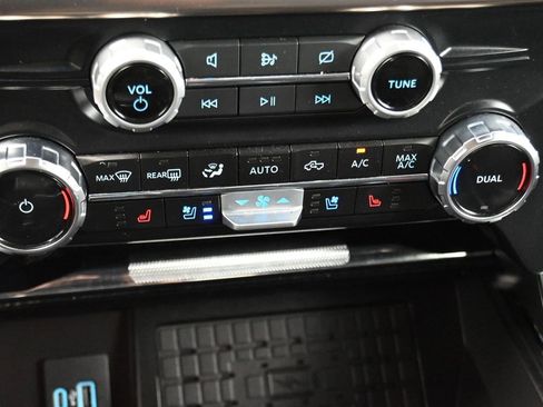 Used 2023 Ford F150 Raptor w/ Raptor Carbon Fiber Package AWD/4WD image 23