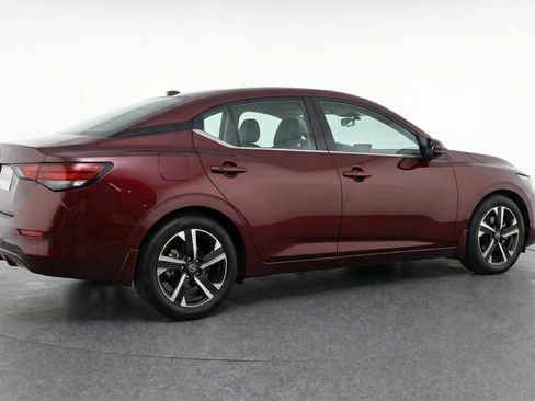 Used 2025 Nissan Sentra SV FWD image 9