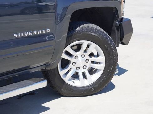 Used 2018 Chevrolet Silverado 1500 LT w/ All Star Edition image 8