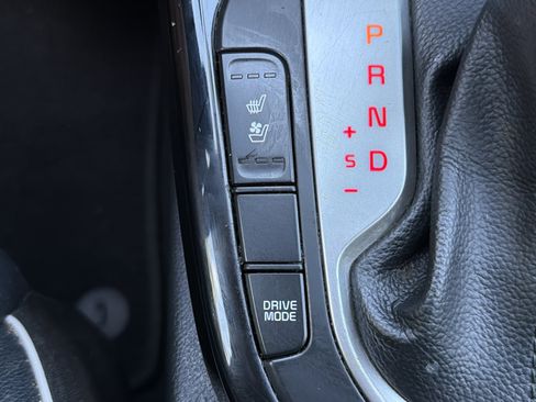 Certified 2023 Kia Forte GT-Line w/ GT-Line Premium Package FWD image 9