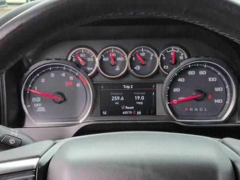 Used 2020 Chevrolet Silverado 1500 RST AWD/4WD image 13