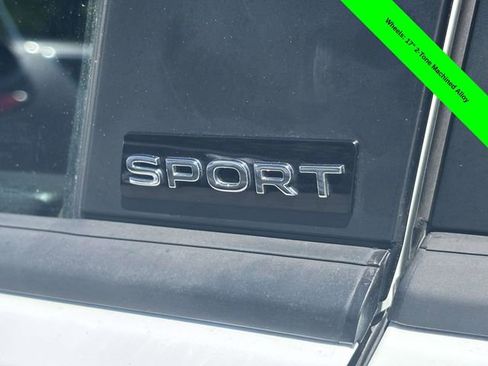Used 2024 Volkswagen Jetta Sport FWD image 33