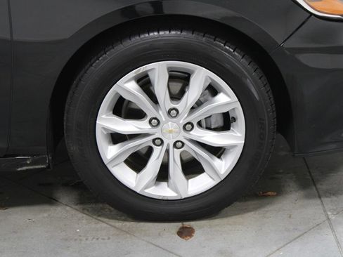 Used 2024 Chevrolet Malibu LT image 12