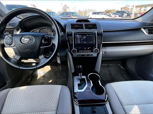 Used 2012 Toyota Camry XLE image 14