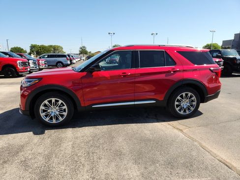 New 2026 Ford Explorer Platinum RWD image 7