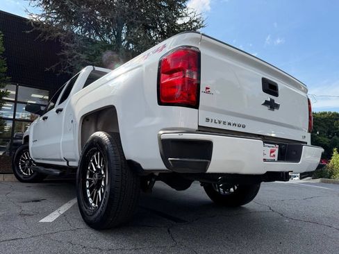 Used 2019 Chevrolet Silverado 1500 Custom w/ Custom Convenience Package AWD/4WD image 20