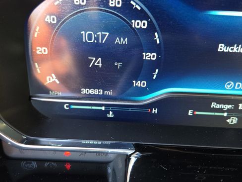 Used 2023 Chevrolet Silverado 1500 LT image 30