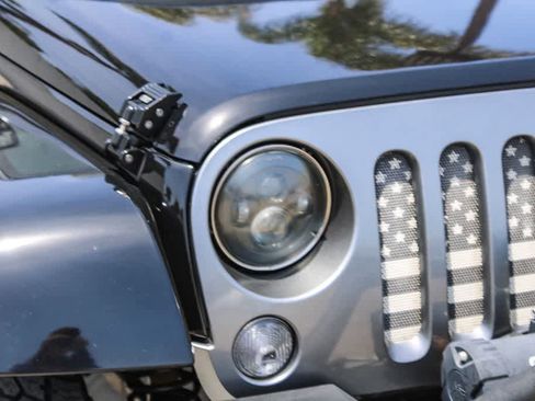 Used 2014 Jeep Wrangler Unlimited Sport AWD/4WD image 4